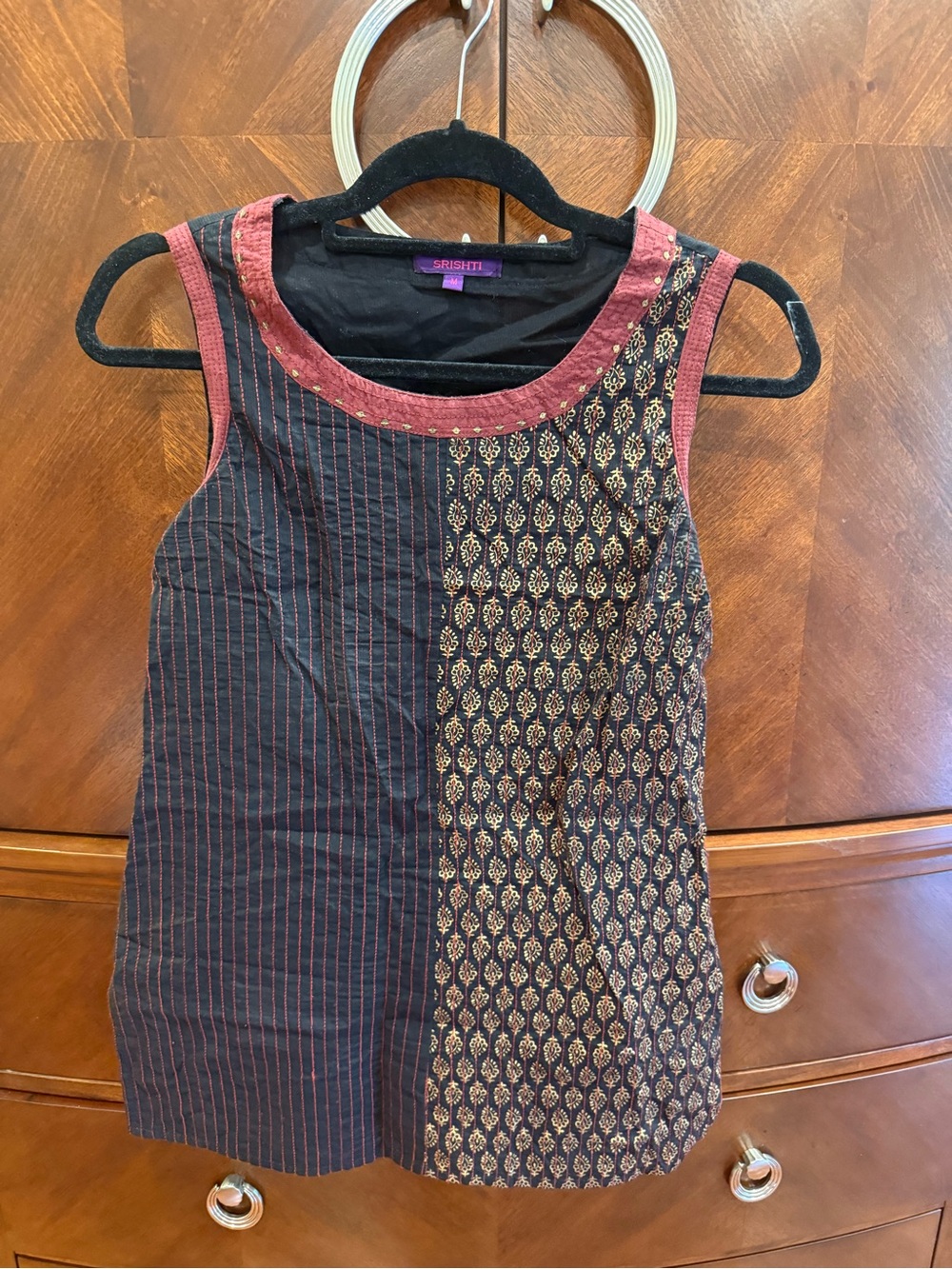 Black & Burgundy Patterned Sleeveless Top